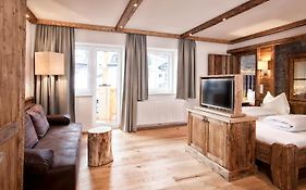 Hotel & Appartements Heigenhauser